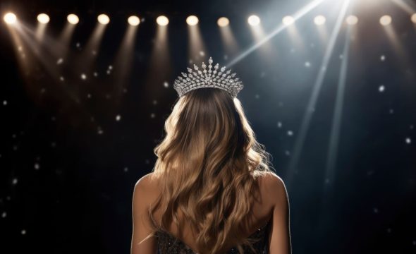  Crowning Confidence in Chandler: 4Ever Young Chandler Pavilions Becomes an Official Sponsor of the Mrs. Arizona America Pageant 