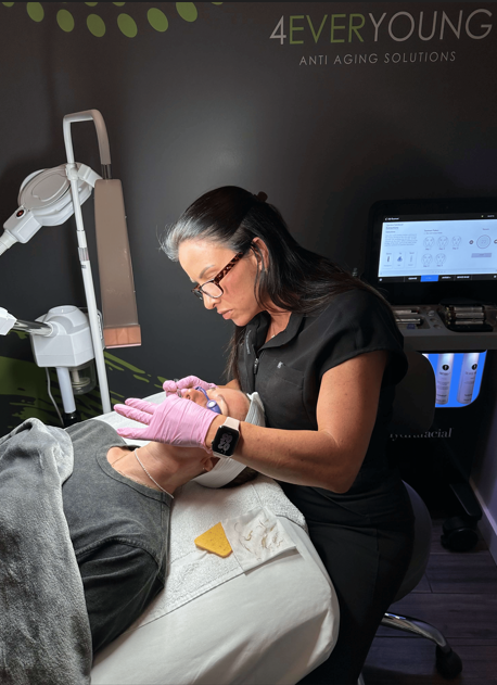 Explore spa franchising opportunities and invest in a thriving wellness and beauty business